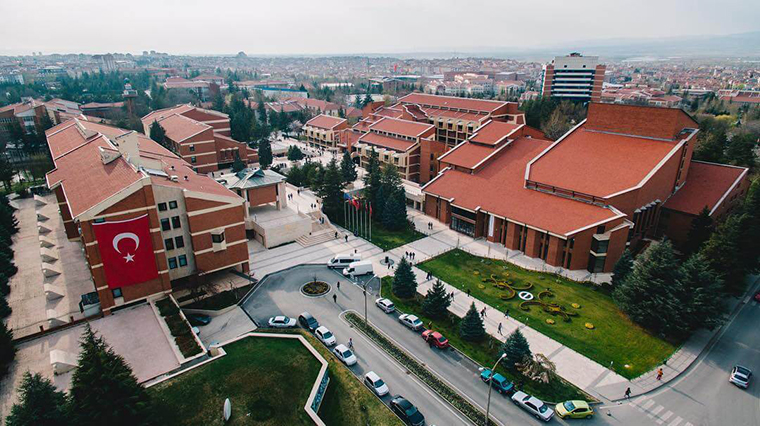 Anadolu Üniversitesi 57 Öğretim Üyesine Görev Verecek