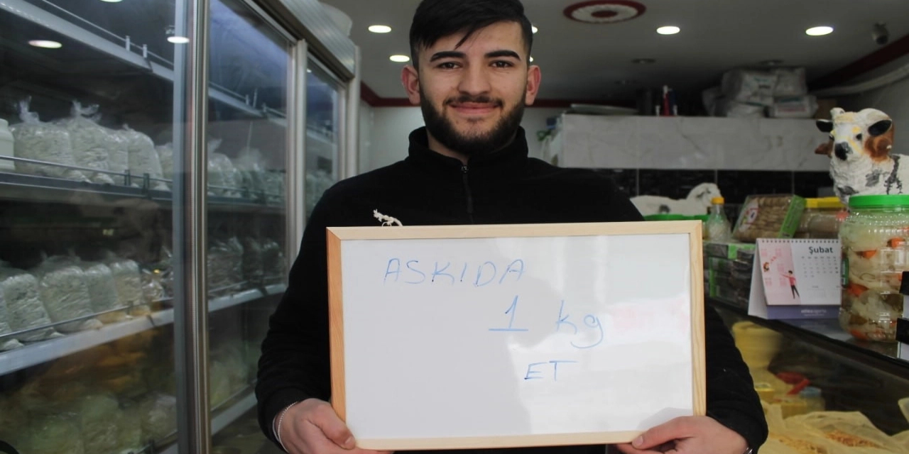 Askıda ekmek ve faturadan sonra askıda et uygulaması da başladı