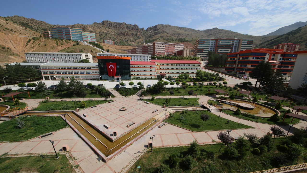 Gümüşhane Üniversitesi, 24 Öğretim Üyesi İstihdam Edecek