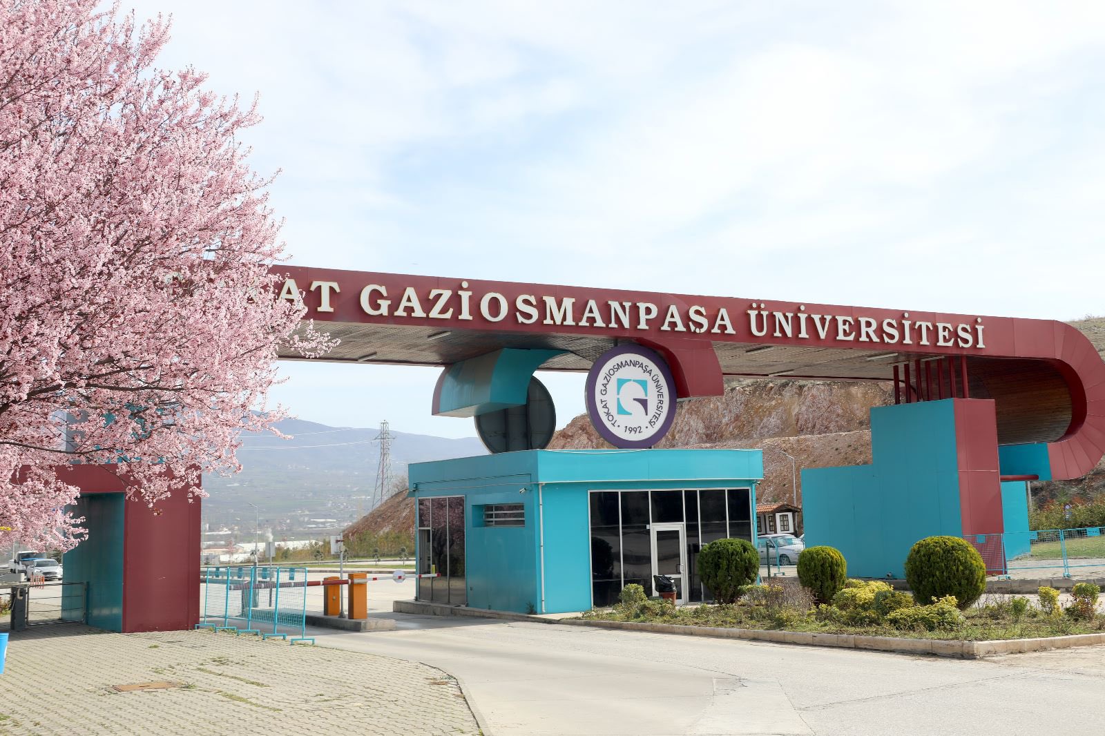 Tokat Gaziosmanpaşa Üniversitesi, 143 Tane Sözleşmeli Personel Alacak